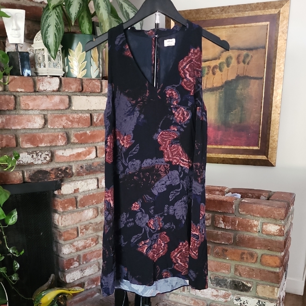 Wilfred Aritzia Black Floral Sleeveless Midi Dress Red Purple Print